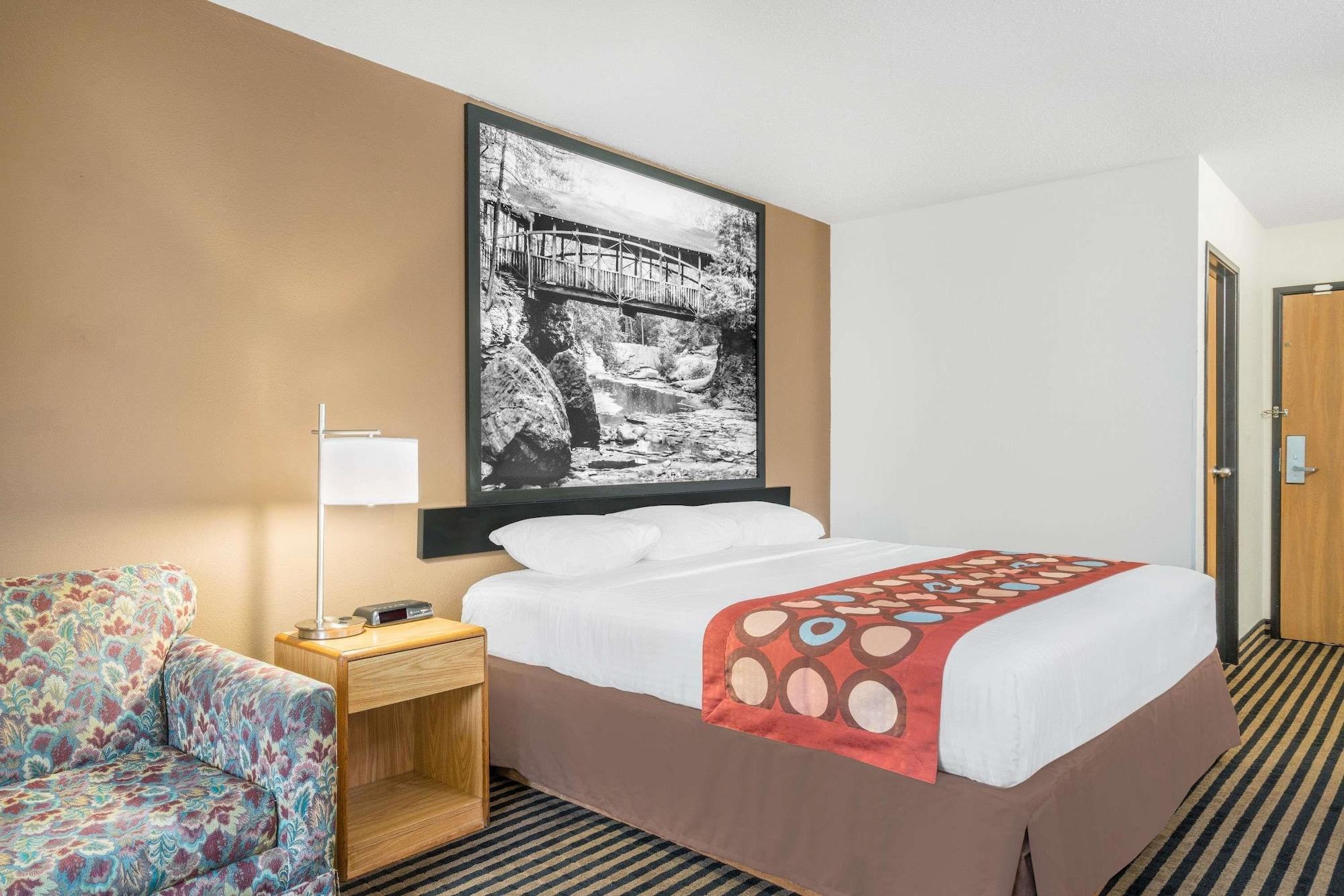Super 8 By Wyndham Wausau Exteriér fotografie