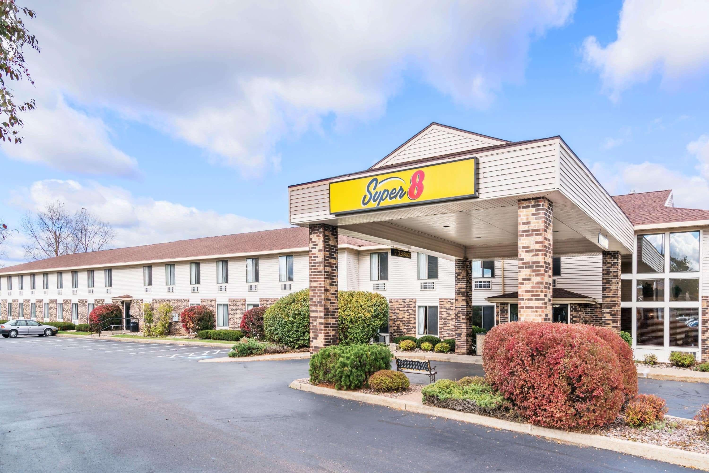 Super 8 By Wyndham Wausau Exteriér fotografie